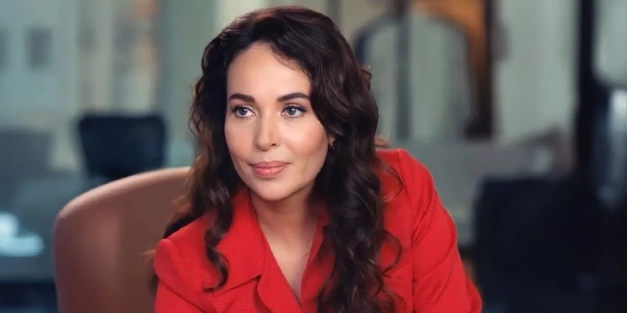 Esra Ronabar Kimdir? Sahipsizler Firuze Kaç Yaşında? Boyu, Dizileri