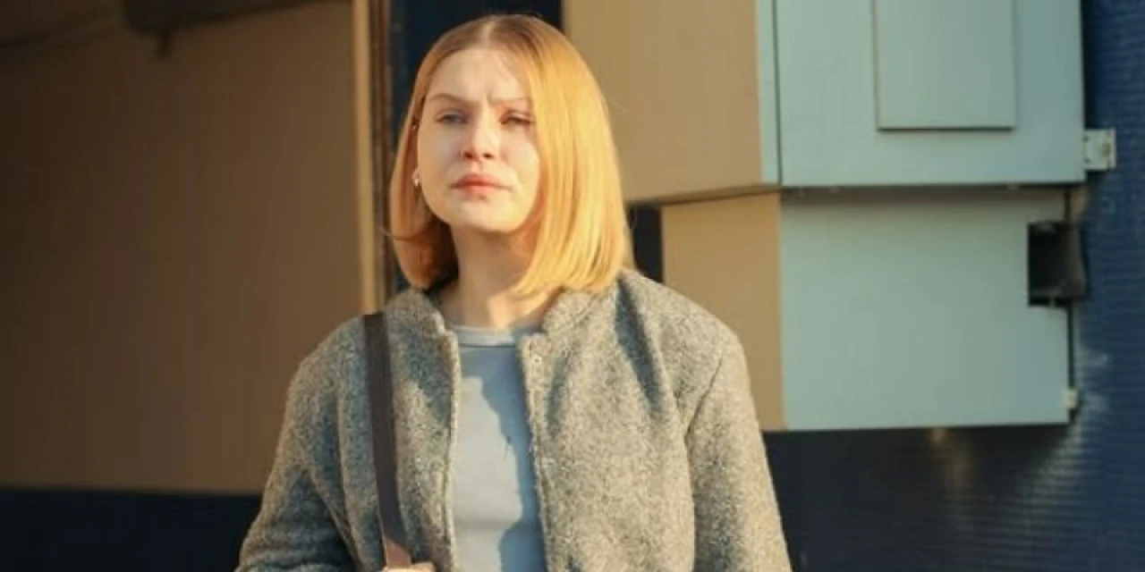 Defne Burnaz Kimdir? Veliaht Gülşah Kaç Yaşında? Nereli? Boyu, Dizileri