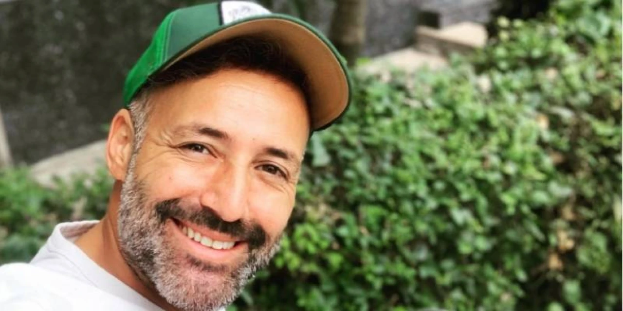 Aziz Aslan (Güldür Güldür Fikri) Kimdir? Nereli? Boyu, Yaşı ve Eşi