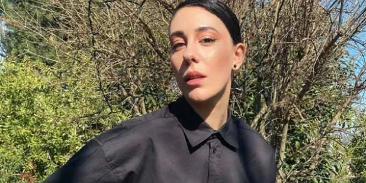 Hivda Zizan Alp (Çift Kişilik Oda Melike) Kimdir? Nereli? Boyu