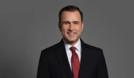 Selçuk Tepeli (FOX Haber Sunucusu) Kimdir? Yaşı, Boyu ve Eşi