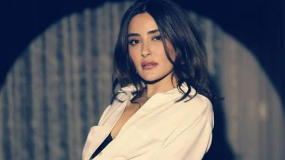 Melek Mosso Kimdir? Kaç Yaşında? Nereli? Eşi, Annesi, Boyu, Burcu