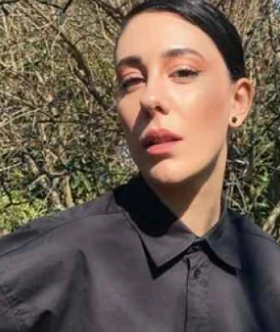 Hivda Zizan Alp (Çift Kişilik Oda Melike) Kimdir? Nereli? Boyu