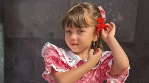 Sara Yılmaz Kimdir? Aynadaki Yabancı Leyla Kaç Yaşında? Dizileri