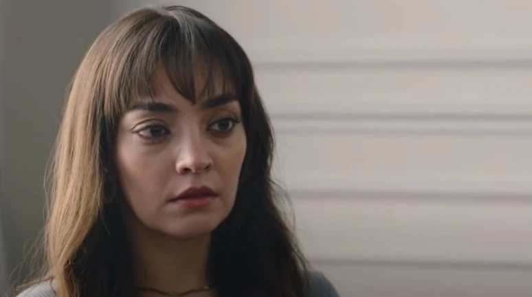 Zeynep Tuğçe Bayat Kimdir? Kaç Yaşında? Nereli? Boyu, Eşi ve Dizileri