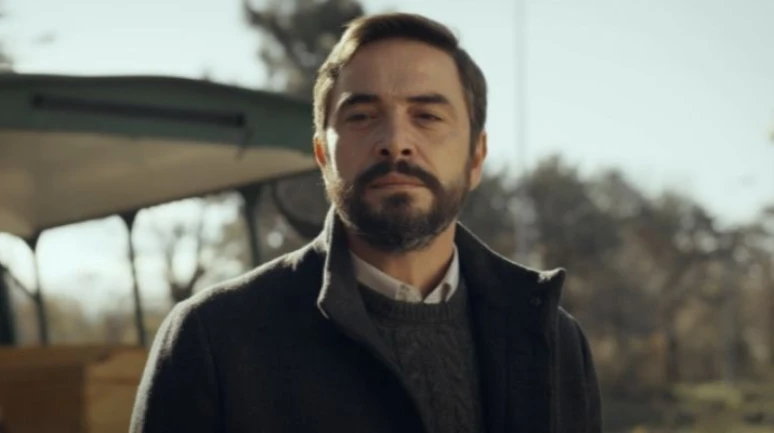 Ahmet Kural Kimdir? Kaç Yaşında? Eşi, Boyu, Filmleri, Dizileri