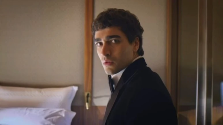 Mert Ramazan Demir Kimdir? Kaç Yaşında? Nereli? Boyu, Dizileri